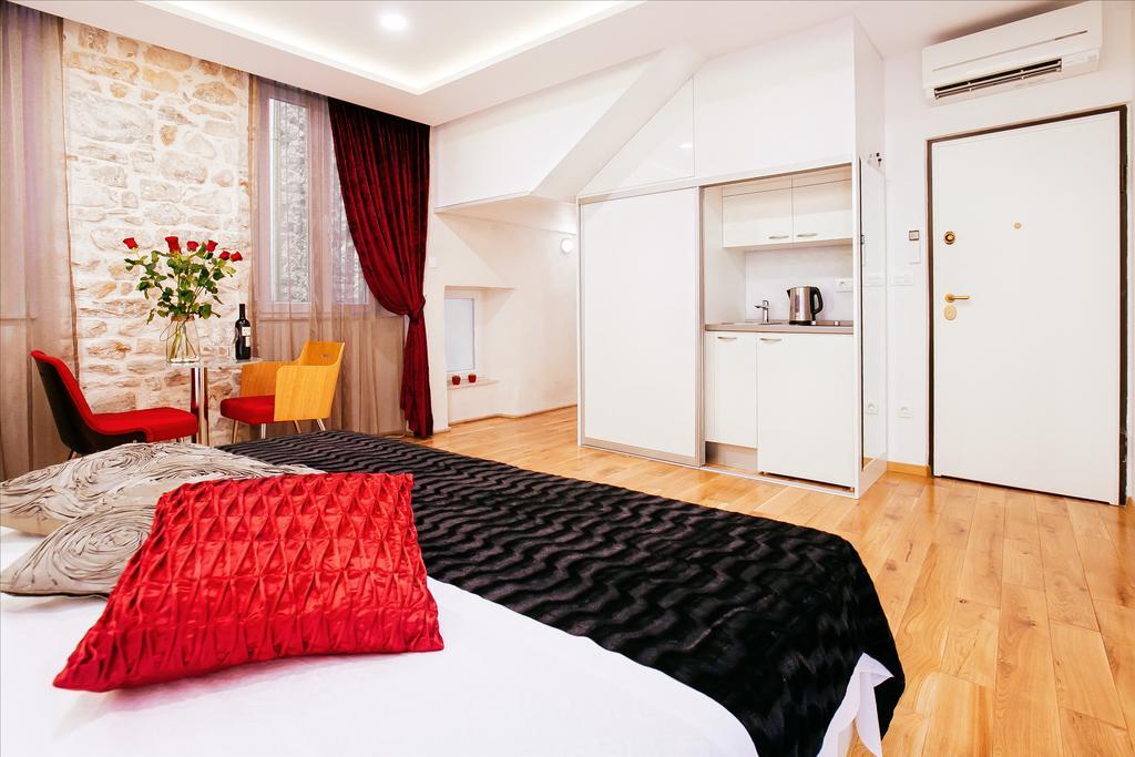 Get Split Luxury Apartment Стая снимка